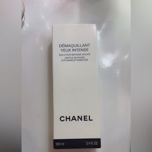 CHANEL DEMAQUILLANTE YEUX intense gentle Bi phase make up remover